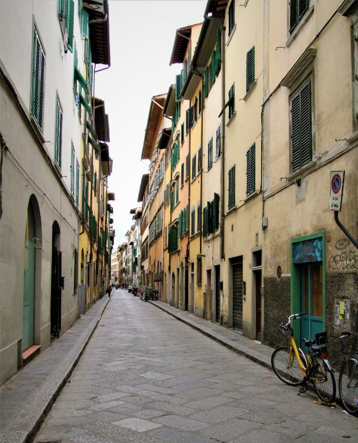 Historic Center Palace - Huge 4 Bedrooms Santa Croce Apartment - By Likehomeפירנצה מראה חיצוני תמונה
